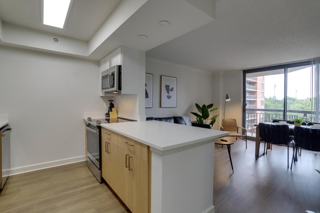 Modern & Charming Apt With Rooftop @Pentagon City Arlington Bagian luar foto